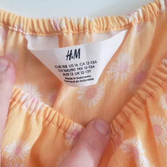 Youth romper from H and M. - Picture 3 of 6